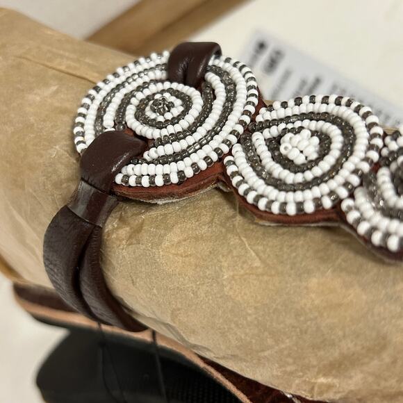 Her Best Foot Forward” Handmade Sandals Size 7 NWT - Picture 7 of 15